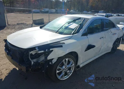 2014 Nissan Maxima 3.5 S z USA, uszkodzony, nr VIN 1N4AA5AP0EC447014